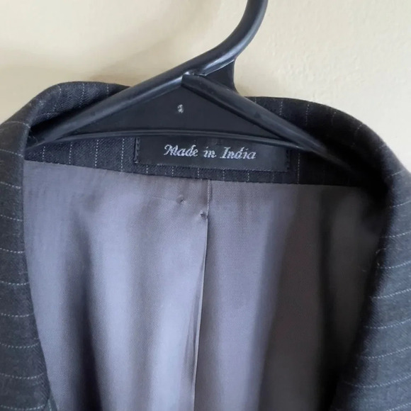 Chaps Pinstripe Wool Blazer Size 42R - Picture 3 of 13